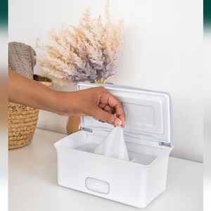 Ubbi wipe dispenser